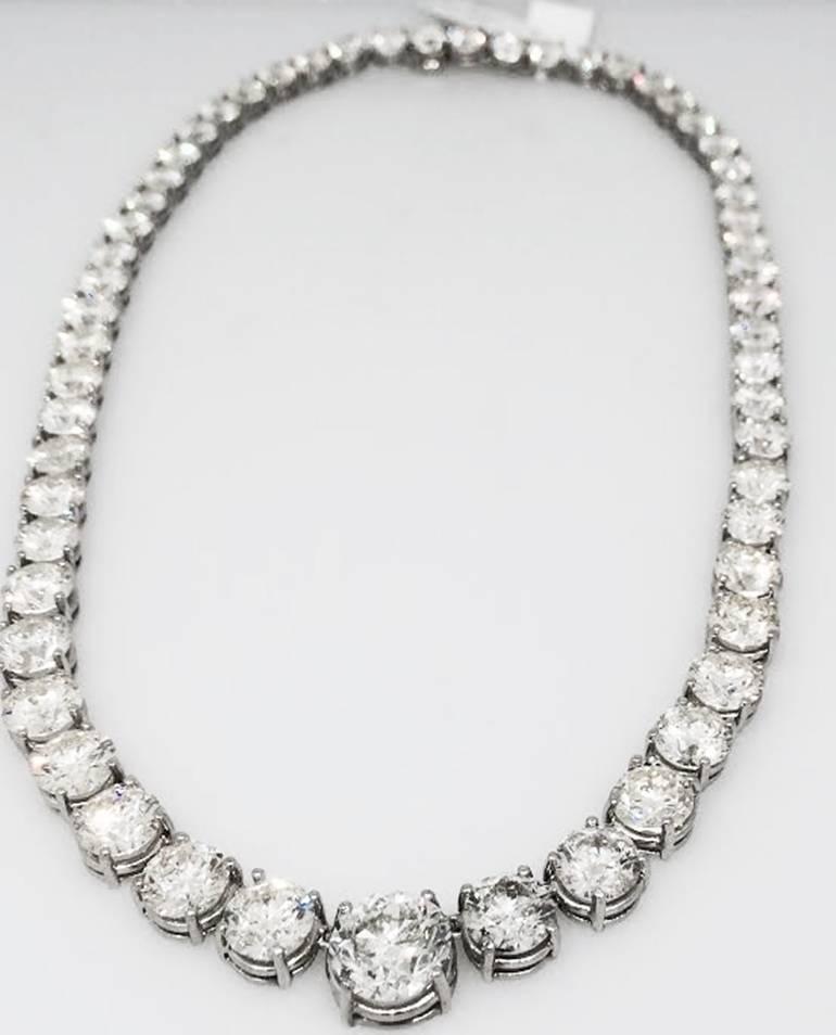 Women's 83.75 Carats Round Brilliant Diamonds Platinum Riviere Necklace For Sale