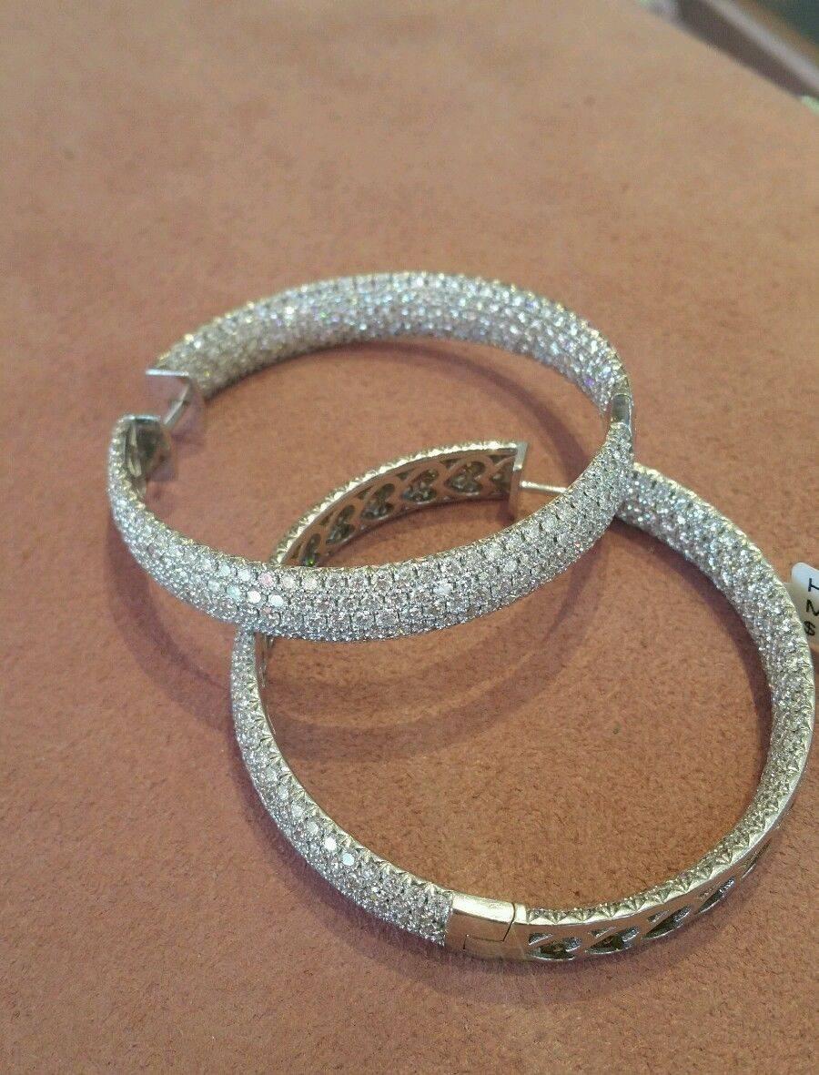 20.00 Carats Diamond Pave Gold Round Inside Out Hoop Earrings  For Sale 2