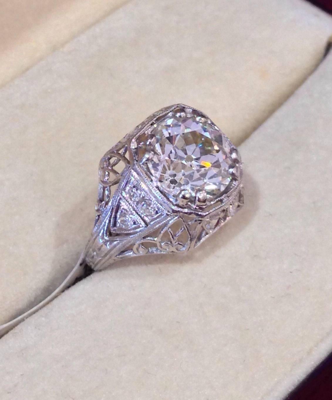 2.92 Carat GIA Cert Old European Cut Diamond Platinum Ring  For Sale 4