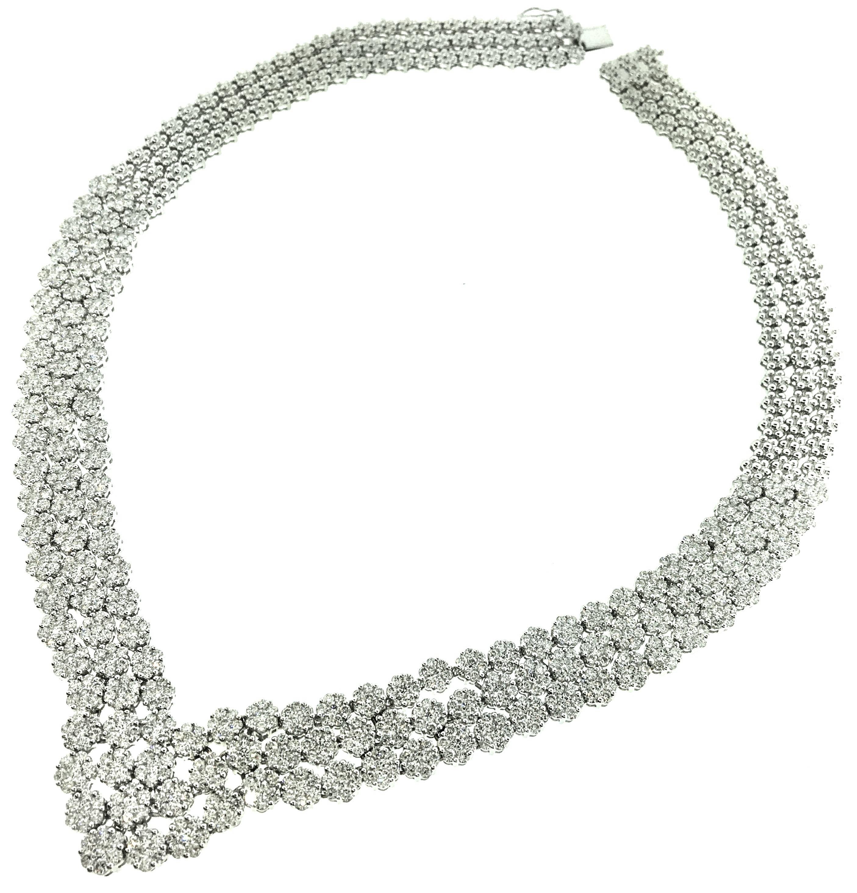 Cluster Diamond Collar Necklace  In Excellent Condition In La Jolla, CA