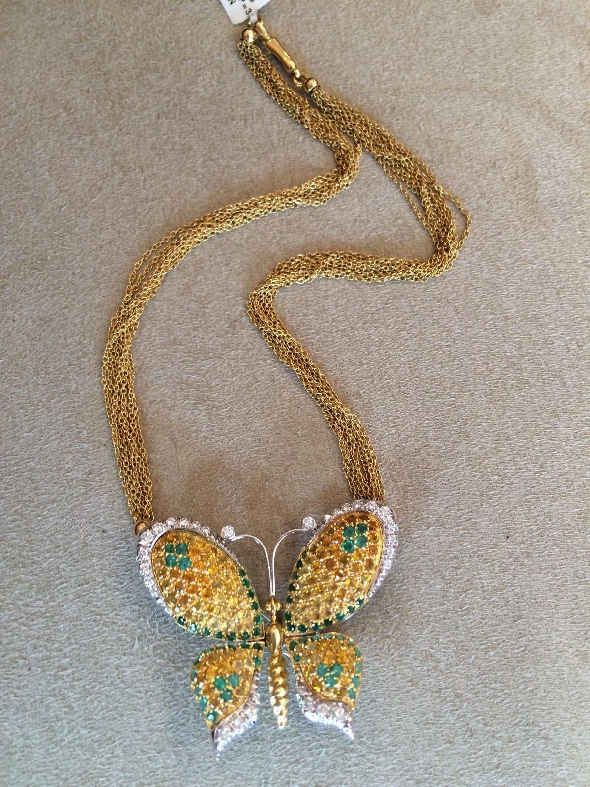 Chimento Emerald, Sapphire & Diamond Butterfly Necklace 18K Yellow Gold For Sale 1