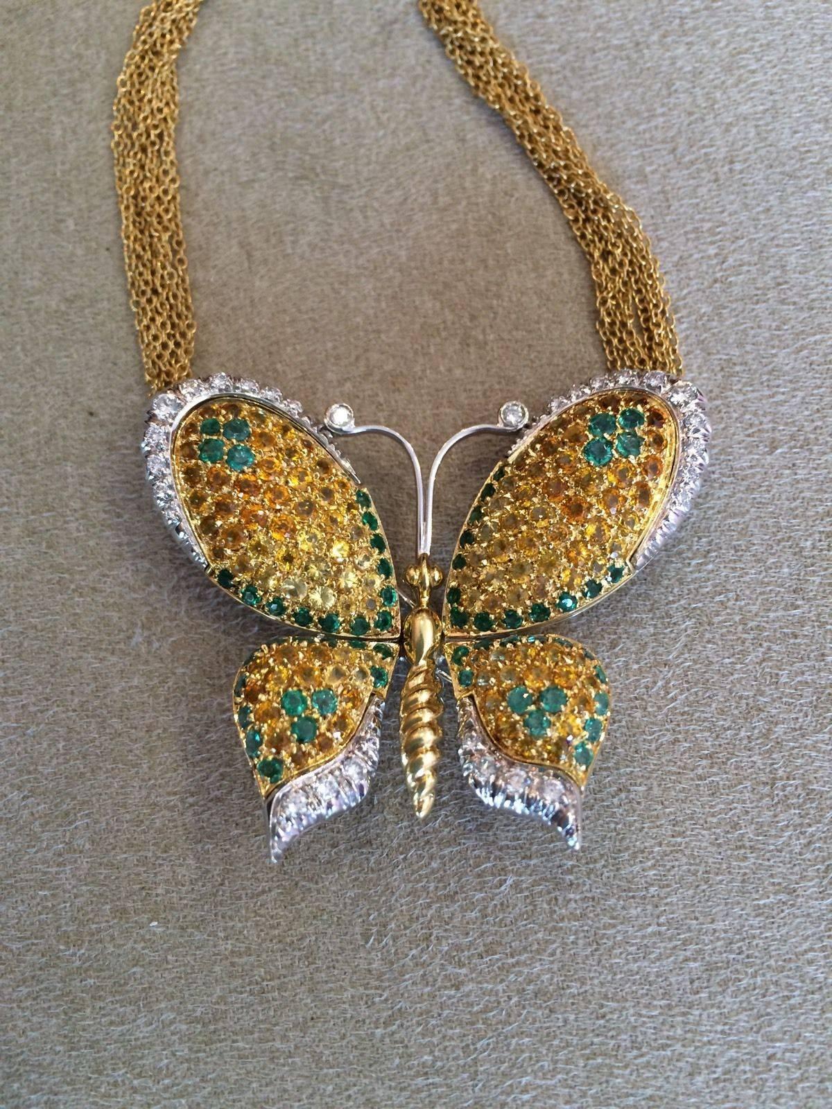Chimento Emerald, Sapphire & Diamond Butterfly Necklace 18K Yellow Gold For Sale 3