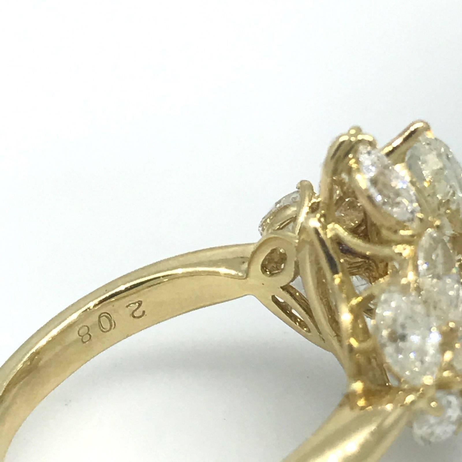 Women's 3.06 Carat Marquise Diamond Ring with Marquise Side Diamonds in Yellow Gold For Sale