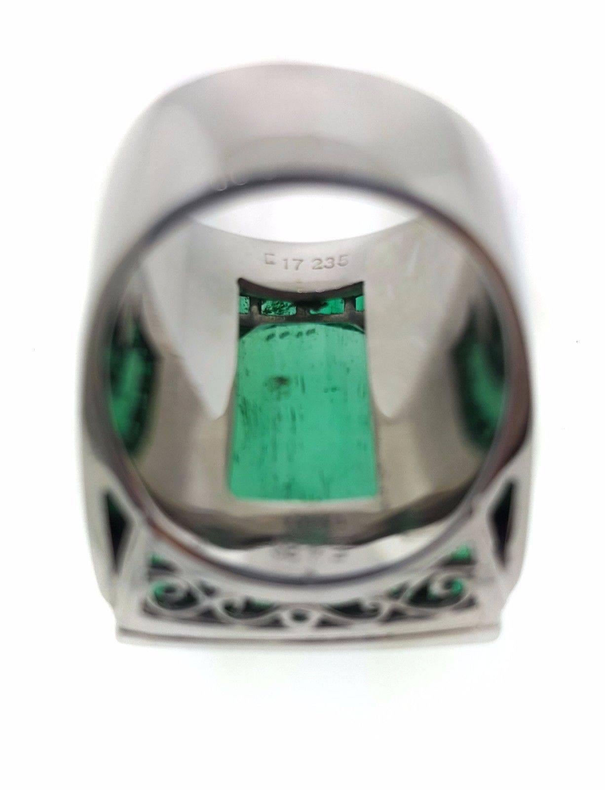 GIA Certified 17.23 Carat Colombian Emerald Cocktail Platinum Ring 2