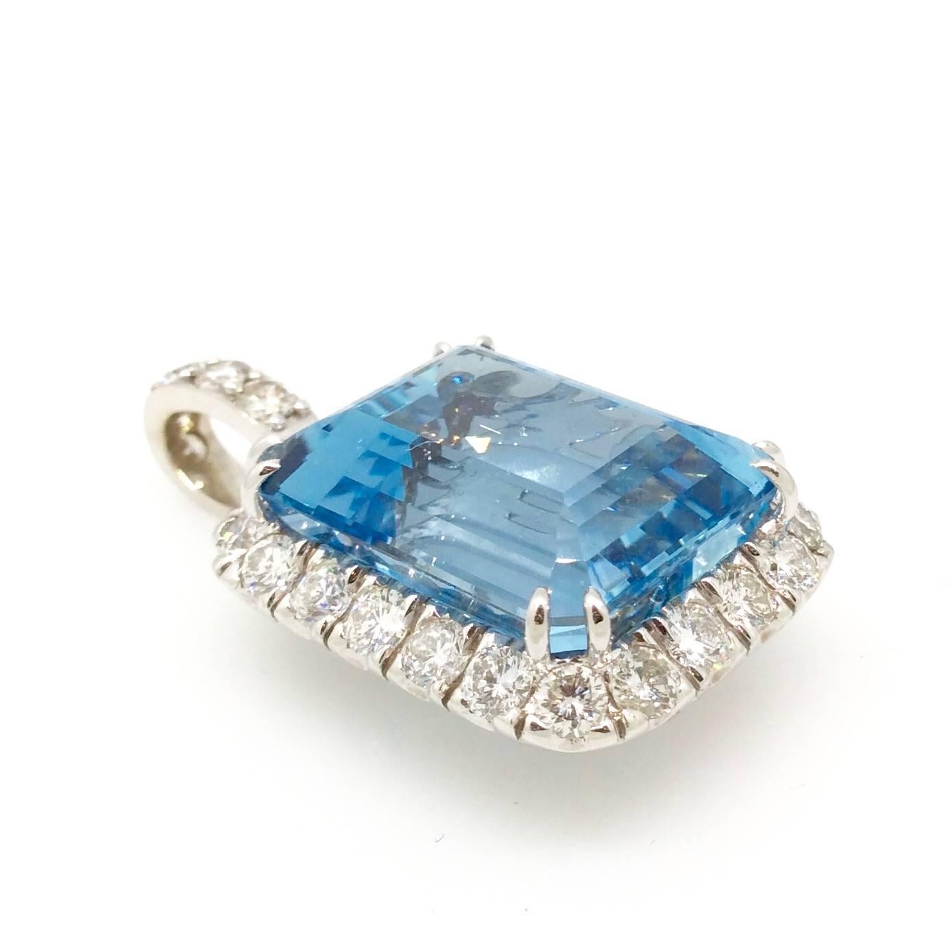 Women's 28.61 Carat Aquamarine Diamond Gold Custom Design Pendant For Sale