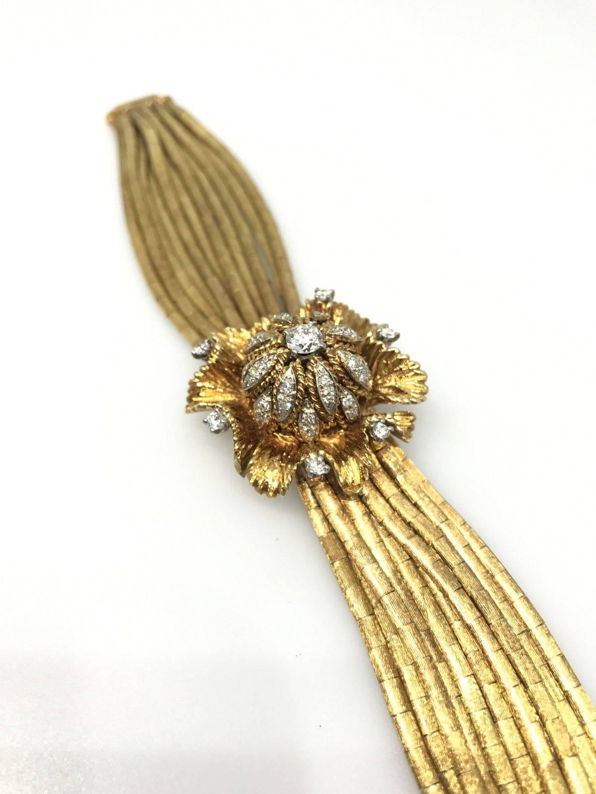 Ladies Yellow Gold Flip-Top Floral Dome Bracelet Wristwatch 3