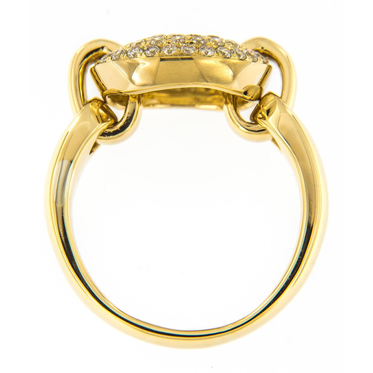 Gucci Stil Gliederring aus 18 Karat Gelbgold und Diamanten (Rundschliff) im Angebot