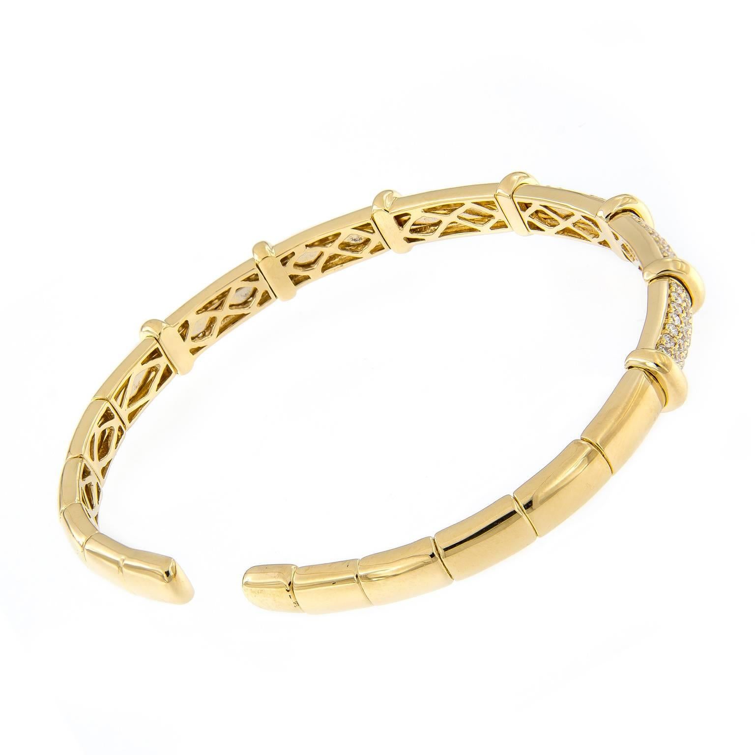 Diamond Yellow Gold Stacking Bangle Bracelet In New Condition In Troy, MI