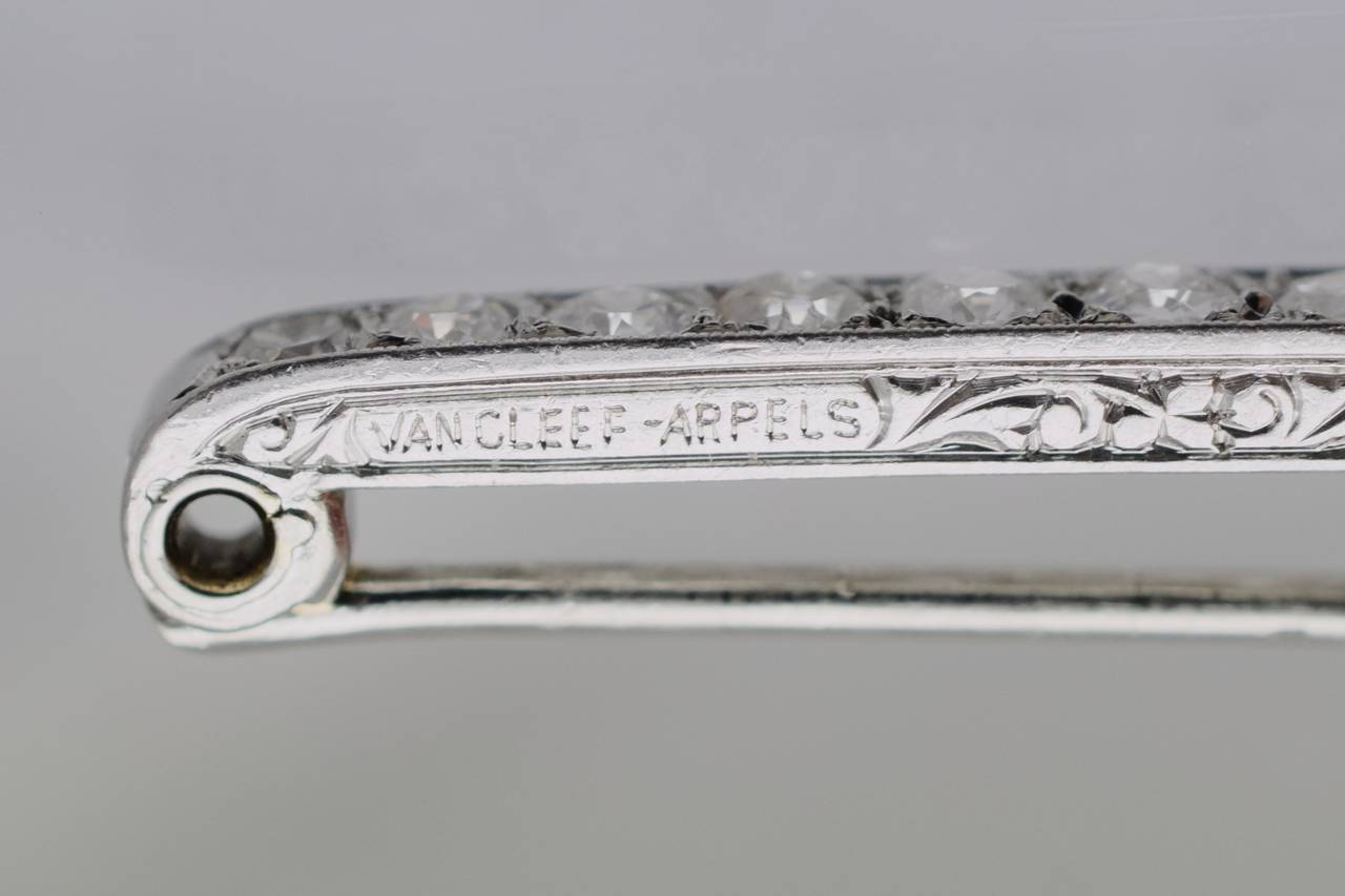 Van Cleef & Arpels Diamond Platinum Bar Pin In Excellent Condition In New York, NY
