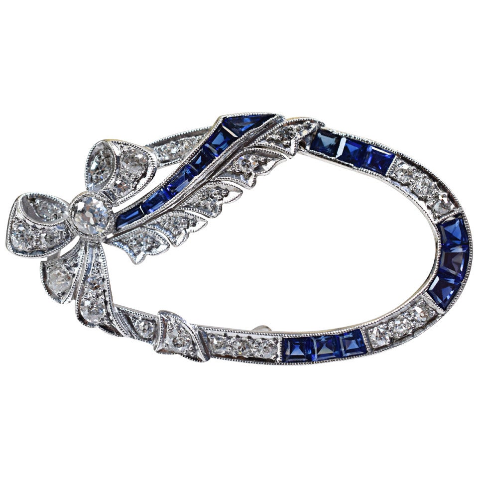 Art Deco Sapphire Diamond Platinum Brooch For Sale at 1stdibs