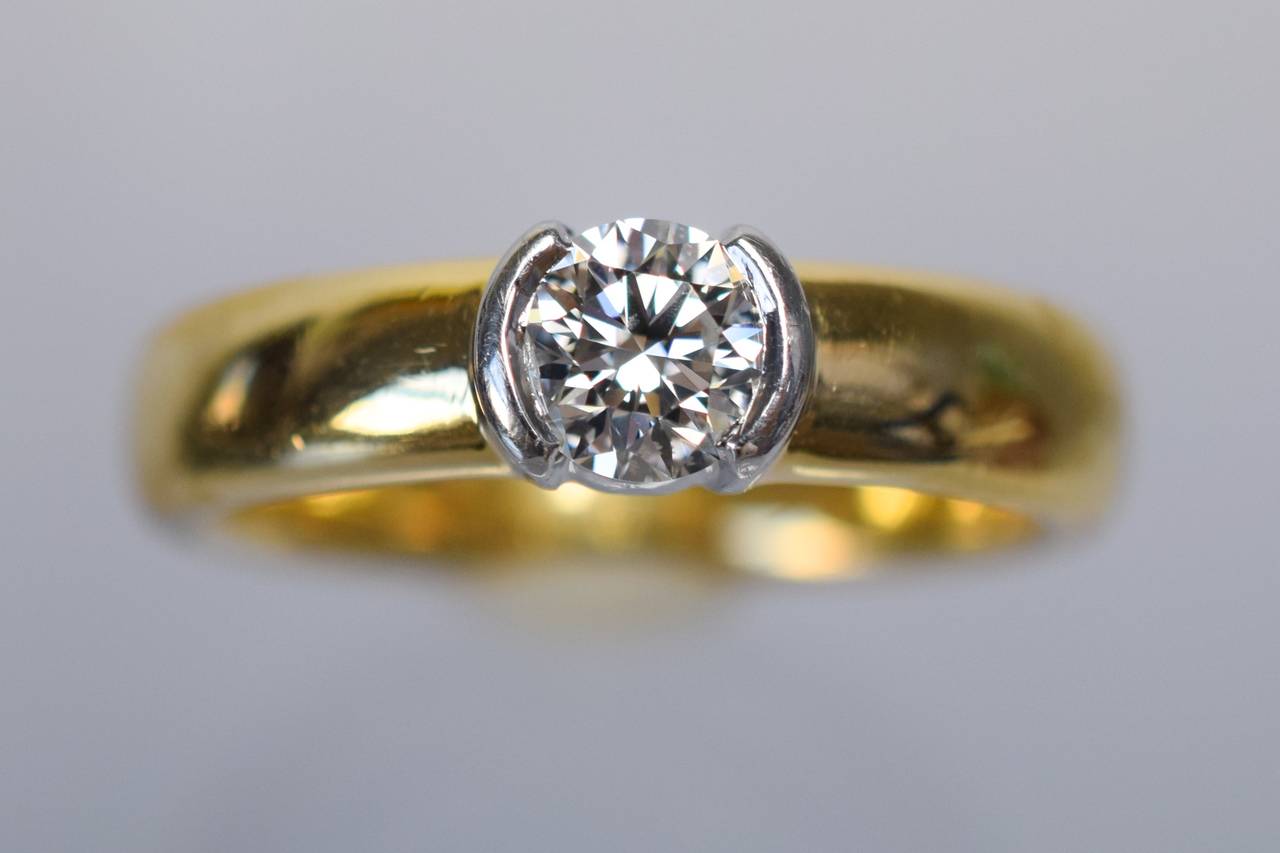 Tiffany and Co. Etoile Diamond Solitaire Ring For Sale at 1stdibs