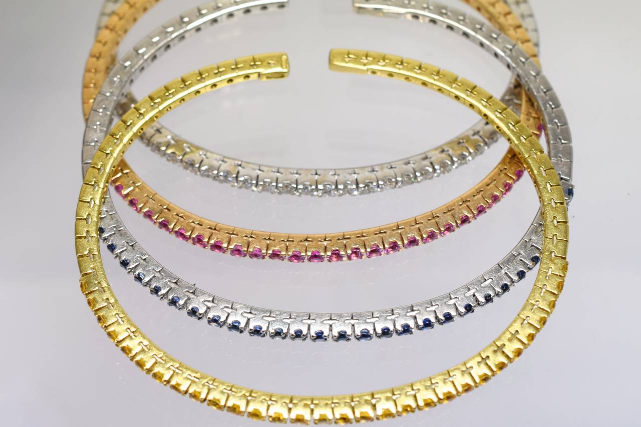 Diamond and Tricolor Sapphire Gold Bangle Bracelets In Excellent Condition In New York, NY