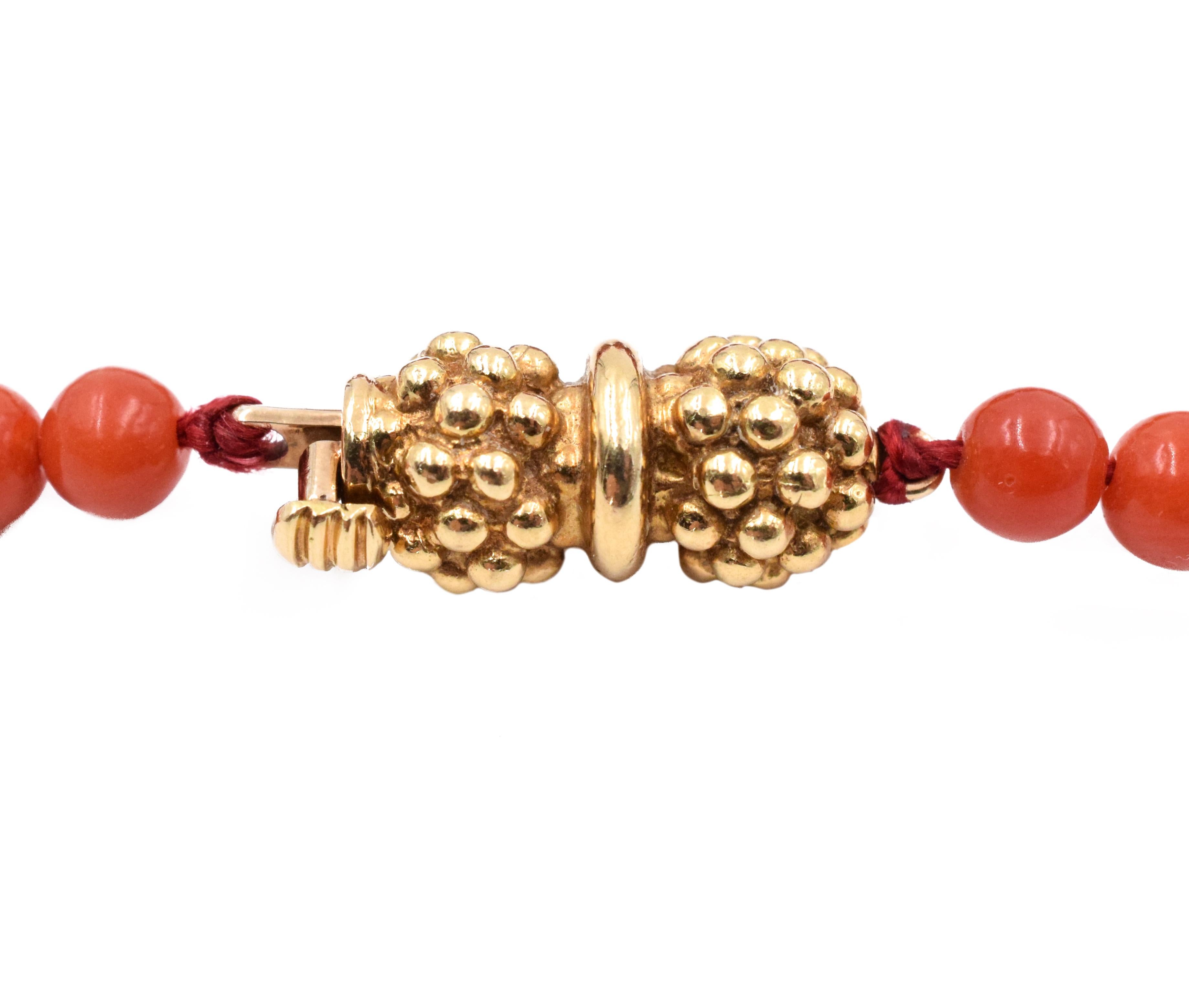 Van Cleef & Arpels Collier de corail en vente 2