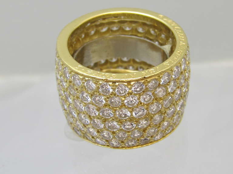 Van Cleef & Arpels Classic Wide Diamond Gold Band 1