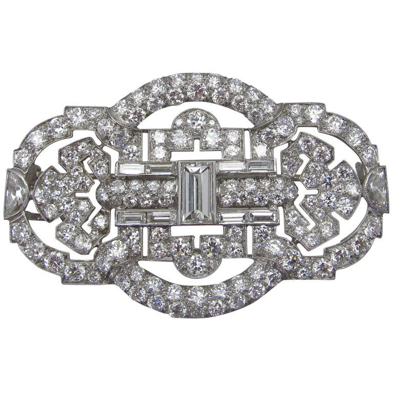 Art Deco Diamond Brooch For Sale at 1stdibs