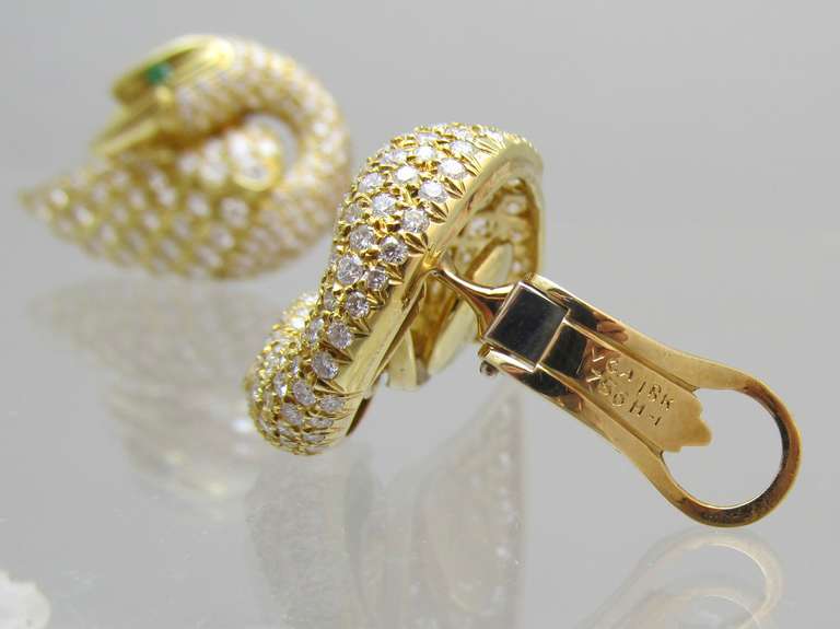 Elegant !   Van Cleef & Arpels  