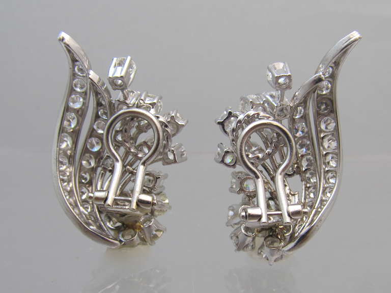 Art Deco Diamond Earrings In Excellent Condition In New York, NY
