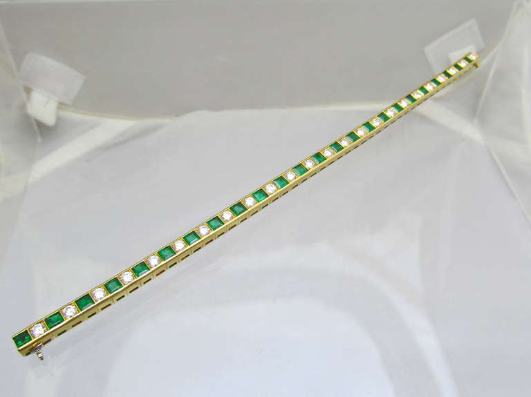 Harry Winston Emerald Diamond Line Bracelet In Excellent Condition In New York, NY
