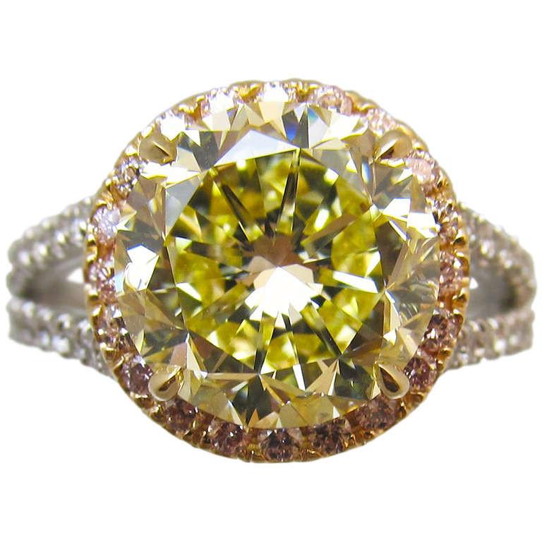 Impressive Fancy Yellow Diamond Ring G.I.A.