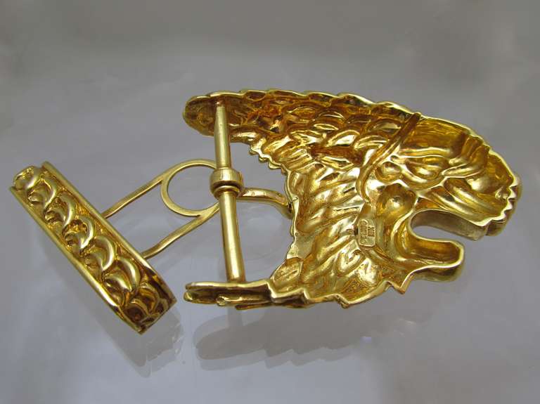 David Webb Gold Belt Buckle In Excellent Condition In New York, NY