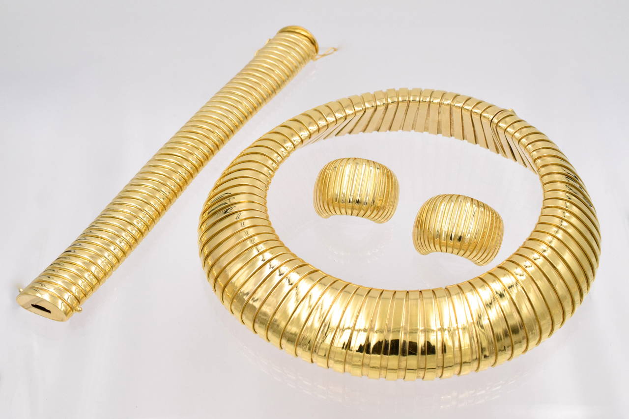 Contemporary Impressive Gold Tubogas Bracelet and Necklace Set