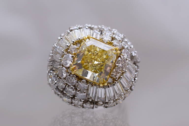 David Webb GIA Fancy Yellow Diamond Ring 2