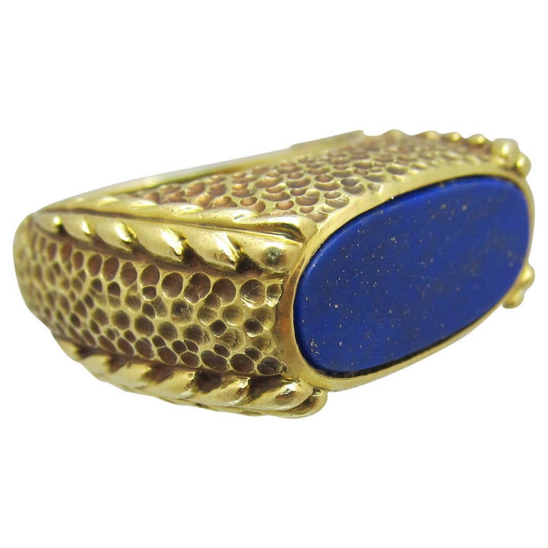 Van Cleef & Arpels Lapis Lazuli Gold Ring