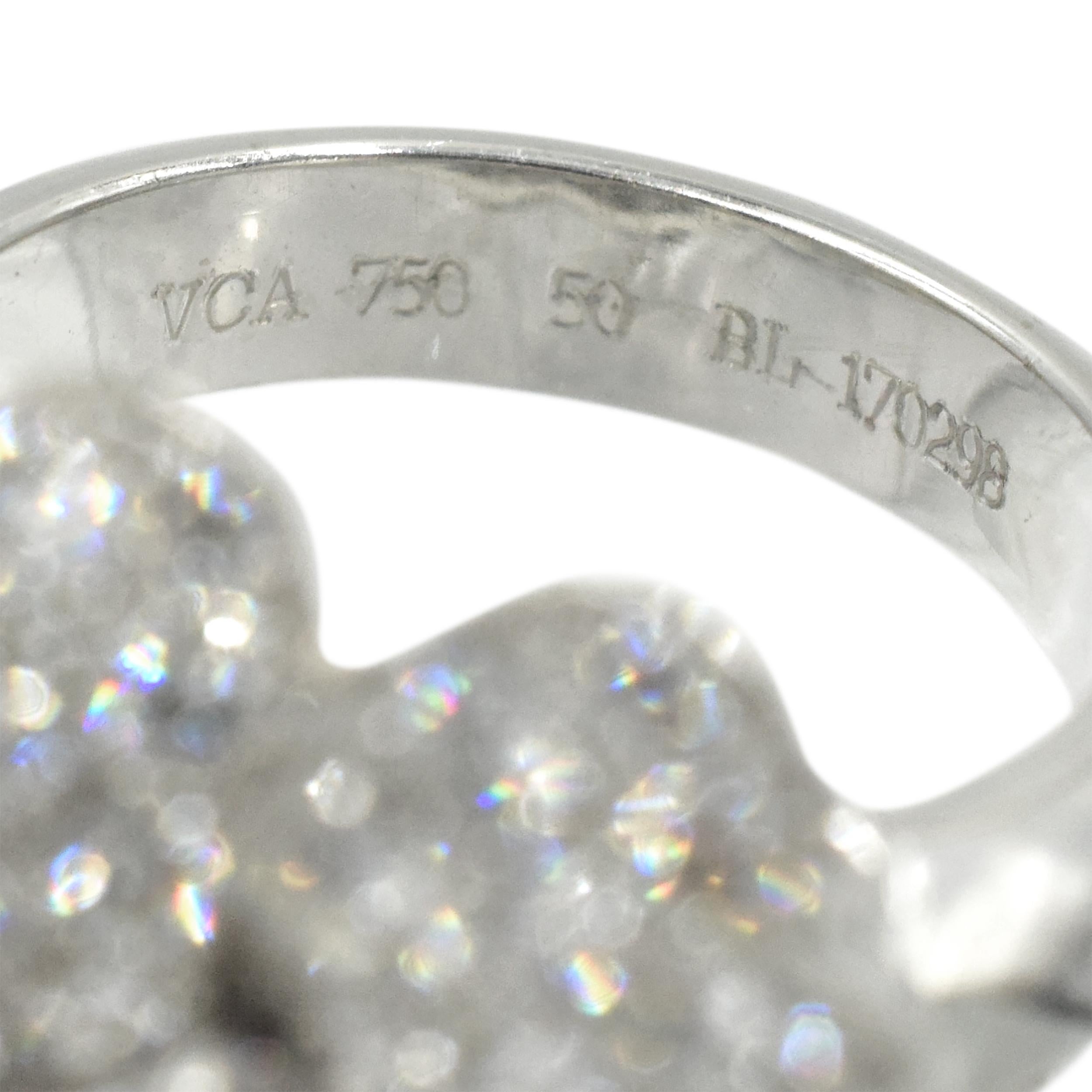 Van Cleef & Arpels Diamond 'Cosmos' Medium Ring In Excellent Condition For Sale In New York, NY