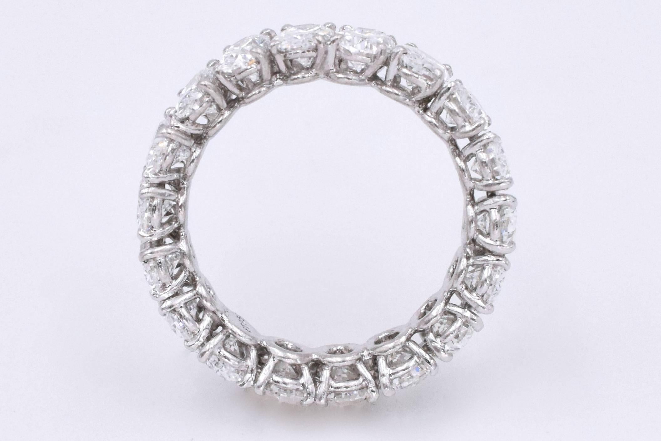 Oval Cut Nally 5.05 Carat Oval Shape Diamond Platinum Band Ring For Sale