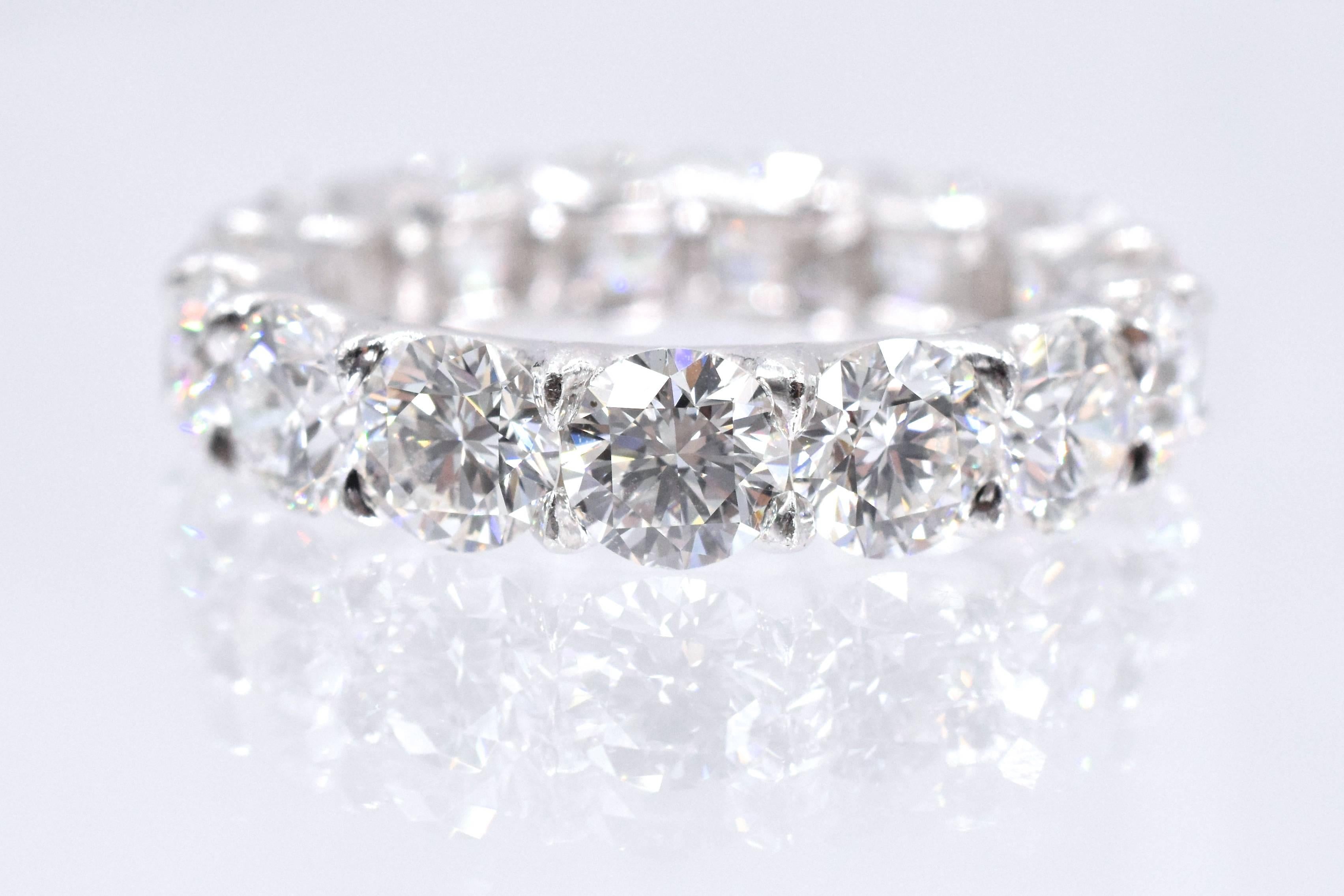 Women's Nally Elegant Diamond Platinum Eternity Band Ring