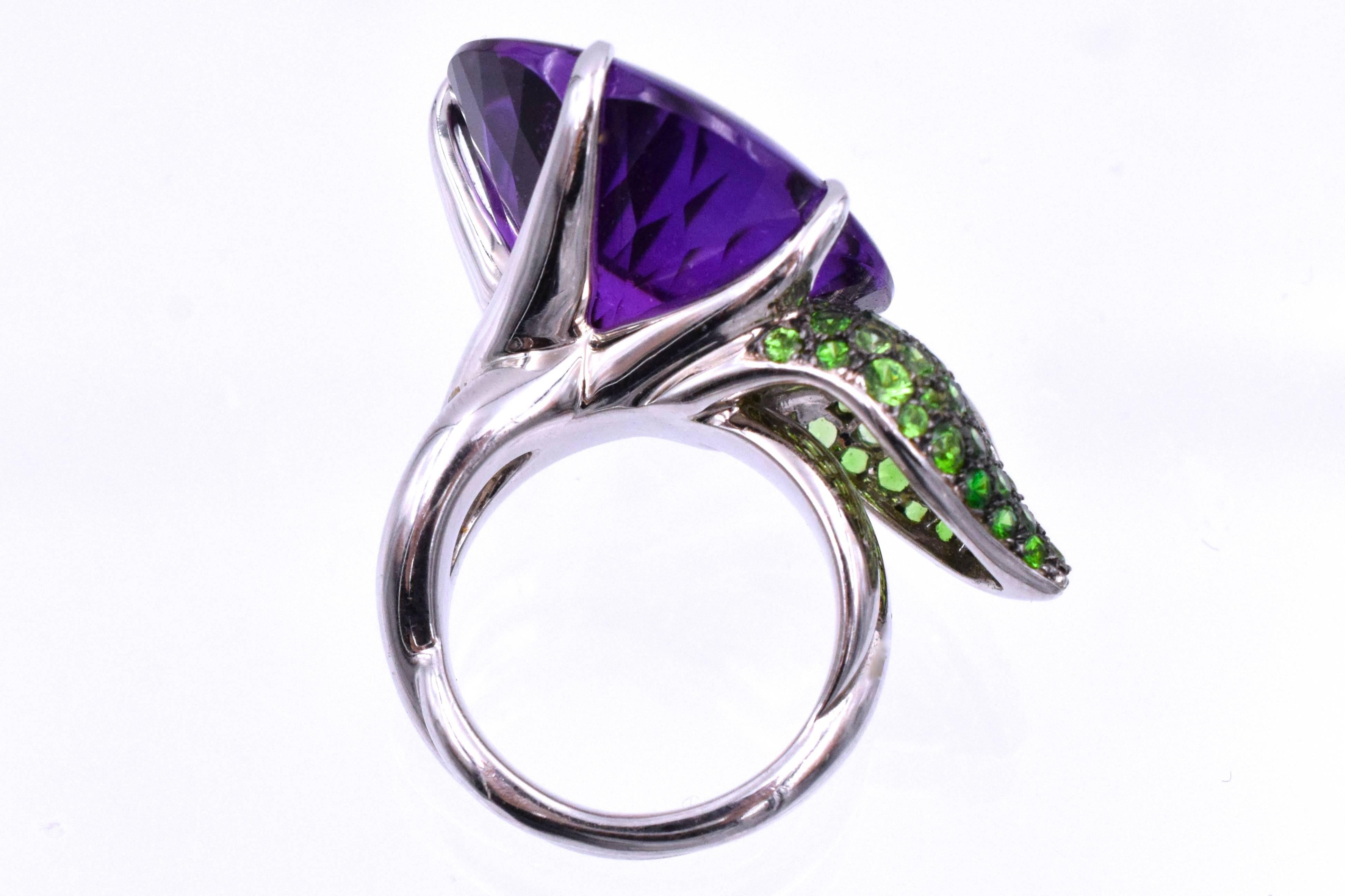 Chanel Amethyst and Tsavorite Ring In Excellent Condition In New York, NY