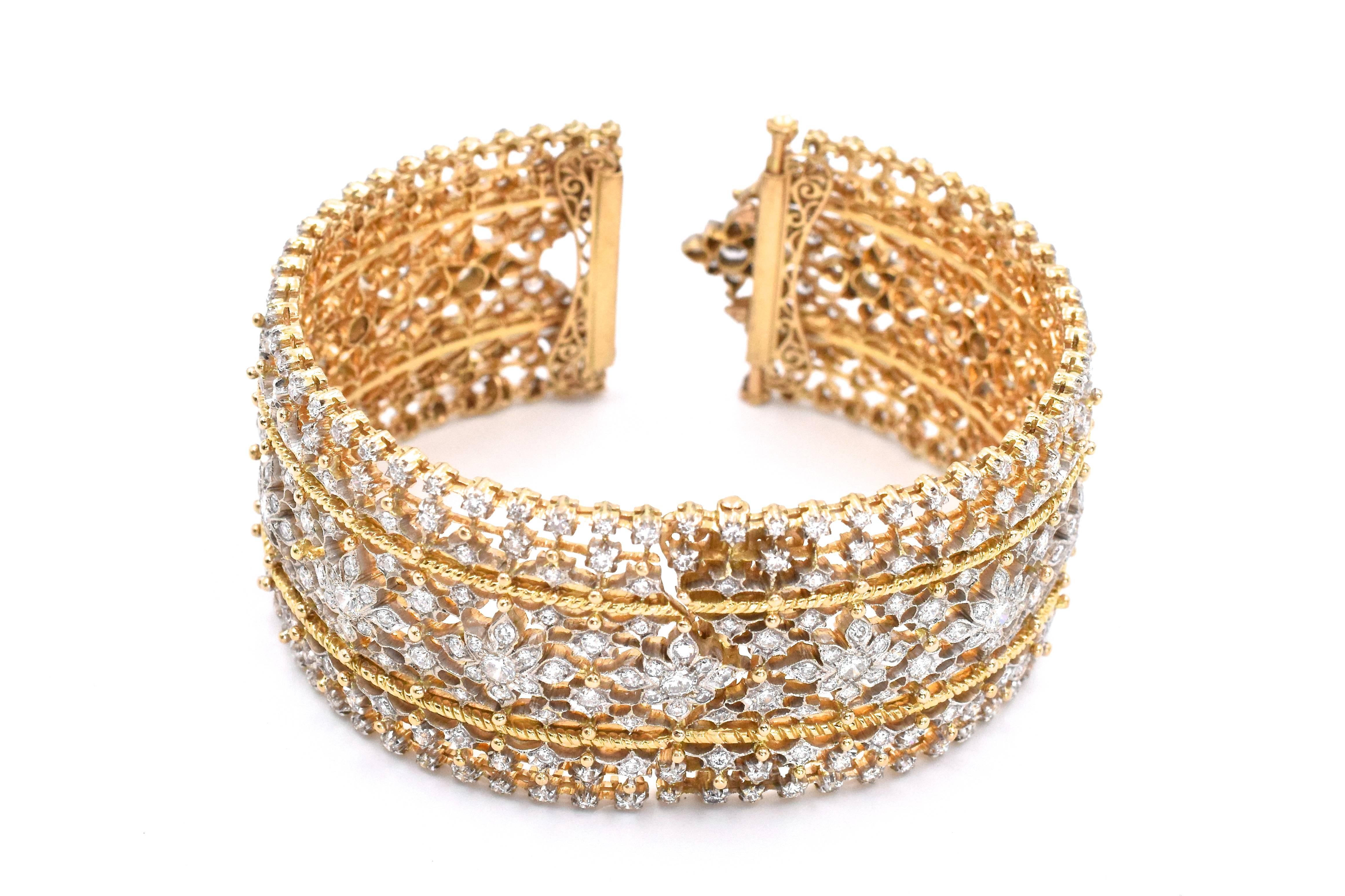 Diamond Gold Cuff Bangle Bracelet In Excellent Condition In New York, NY