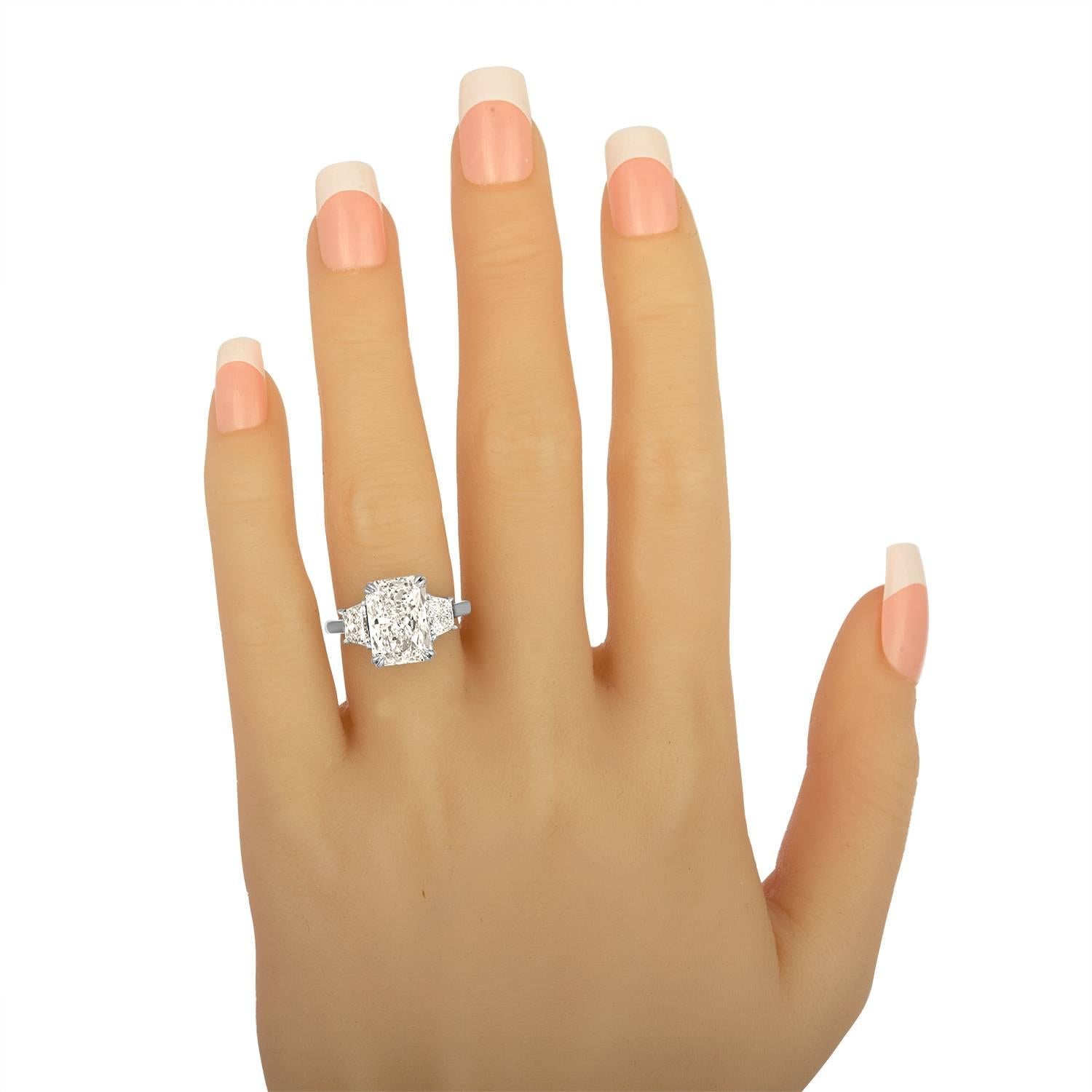 5.12 Carat GIA Cert Radiant Cut Diamond with Two Trapezoids in Platinum Ring In Excellent Condition In New York, NY