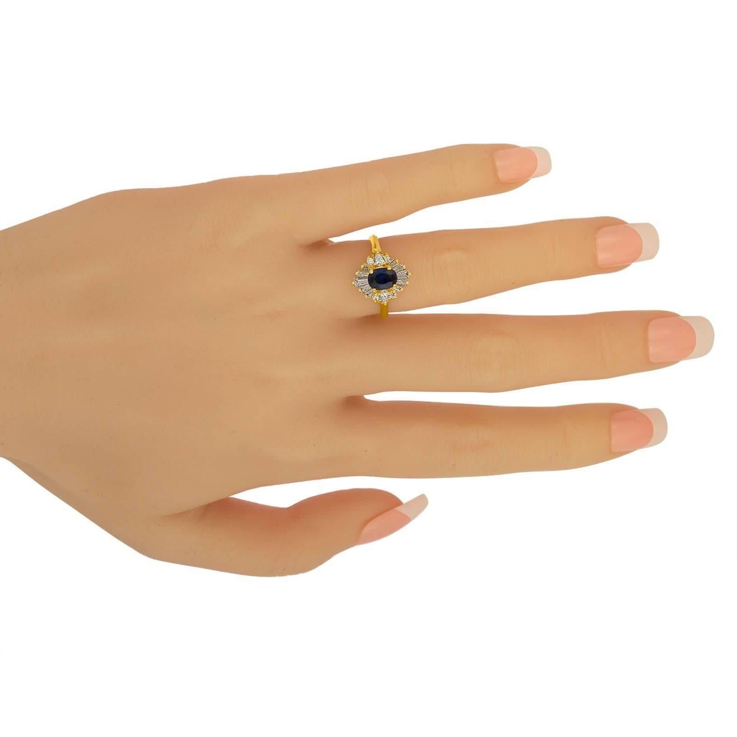 Sapphire Diamond Gold Ring In New Condition For Sale In New York, NY