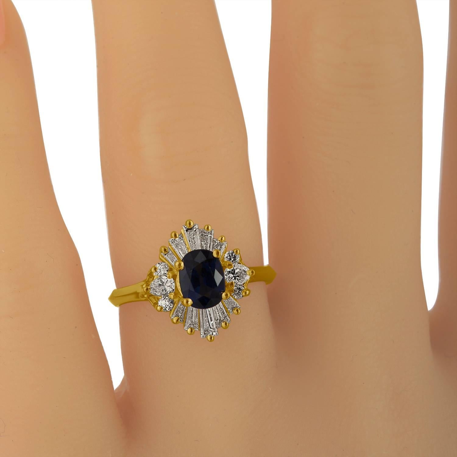 Women's Sapphire Diamond Gold Ring For Sale