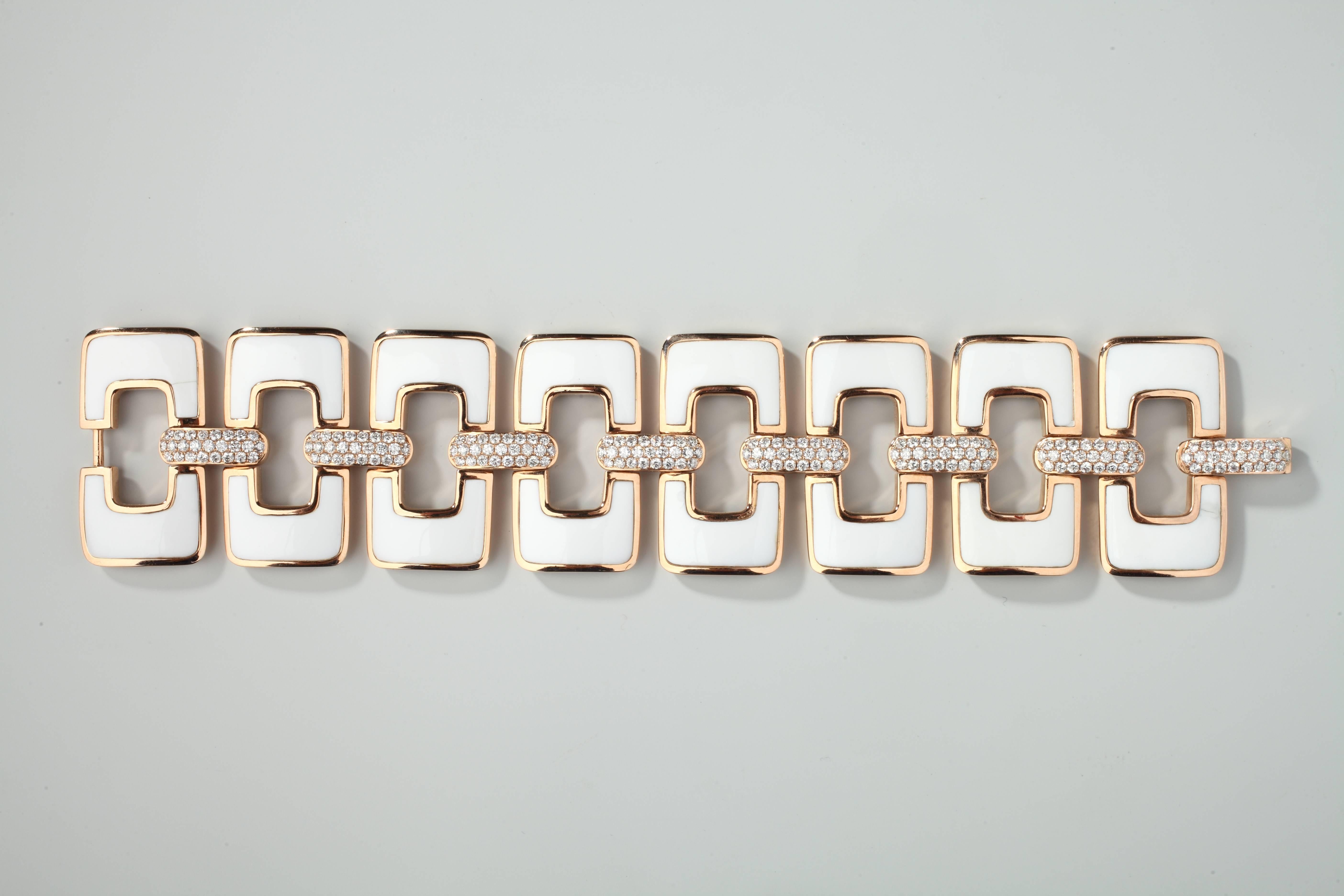 White Ceramic Diamonds Gold Bracelet In Excellent Condition In Paris, FR