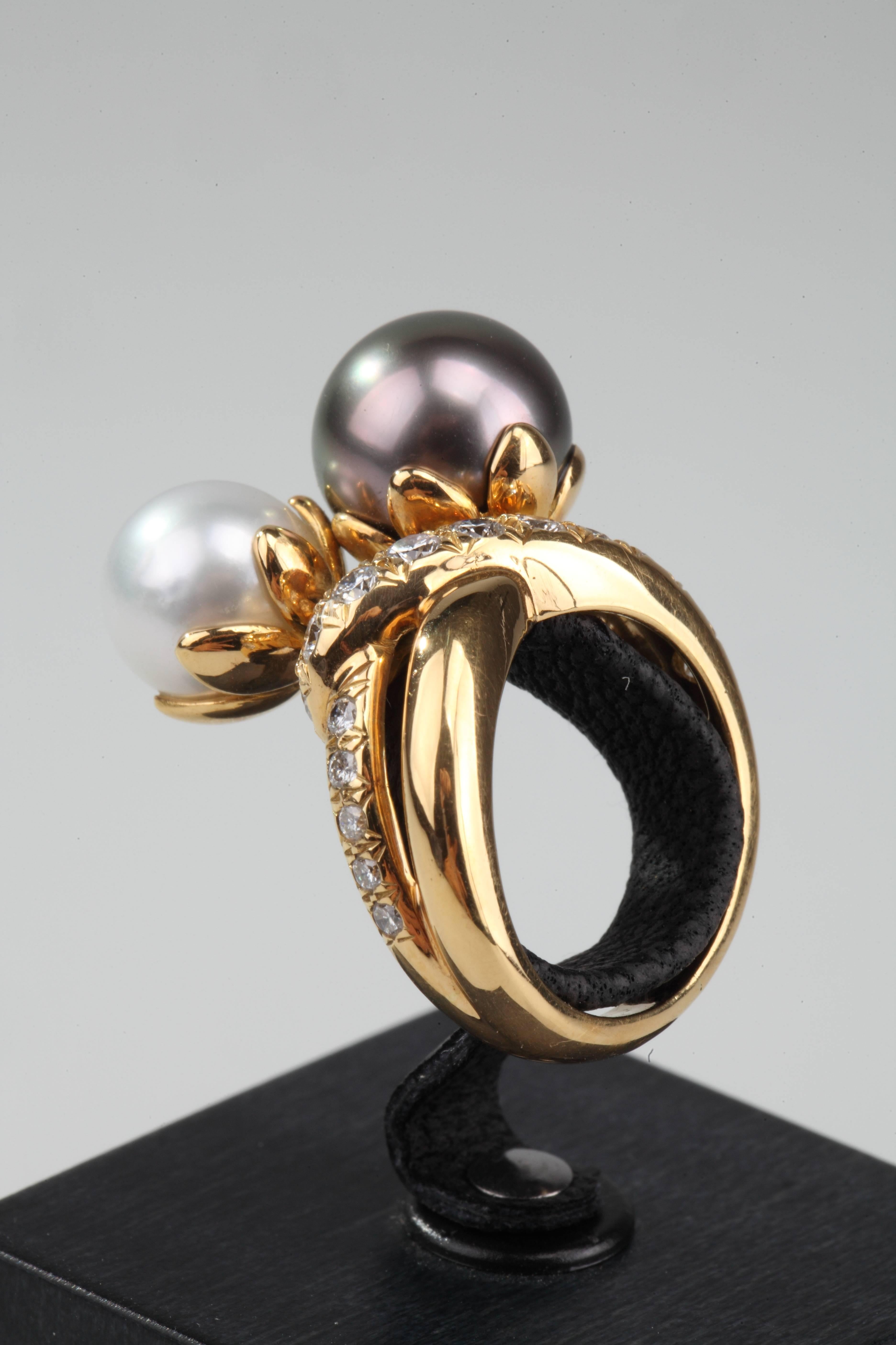 Women's Rene Boivin Twin Color Pearl Diamond Ring For Sale