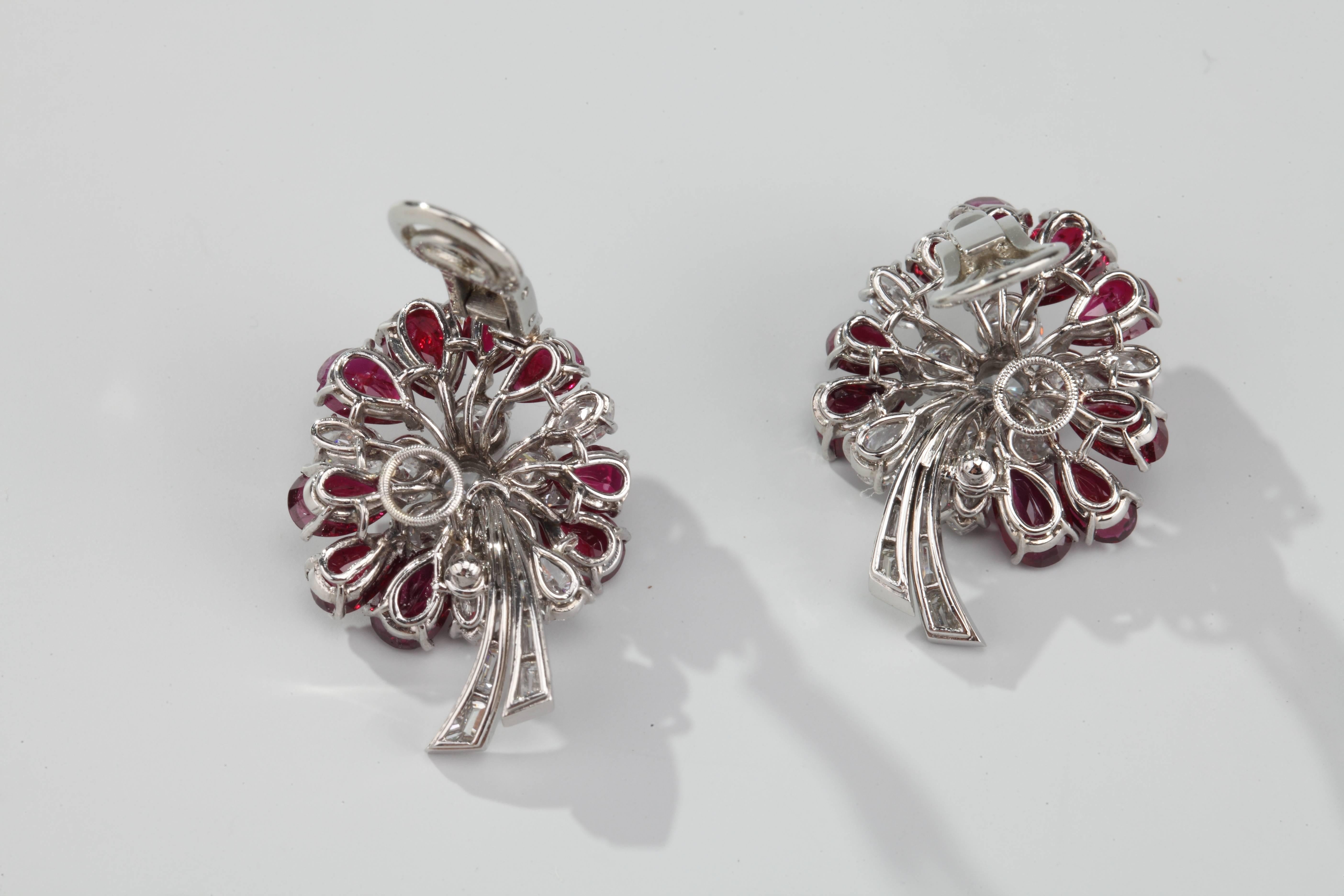 Rubies and Diamonds Earrings In Excellent Condition For Sale In Paris, FR