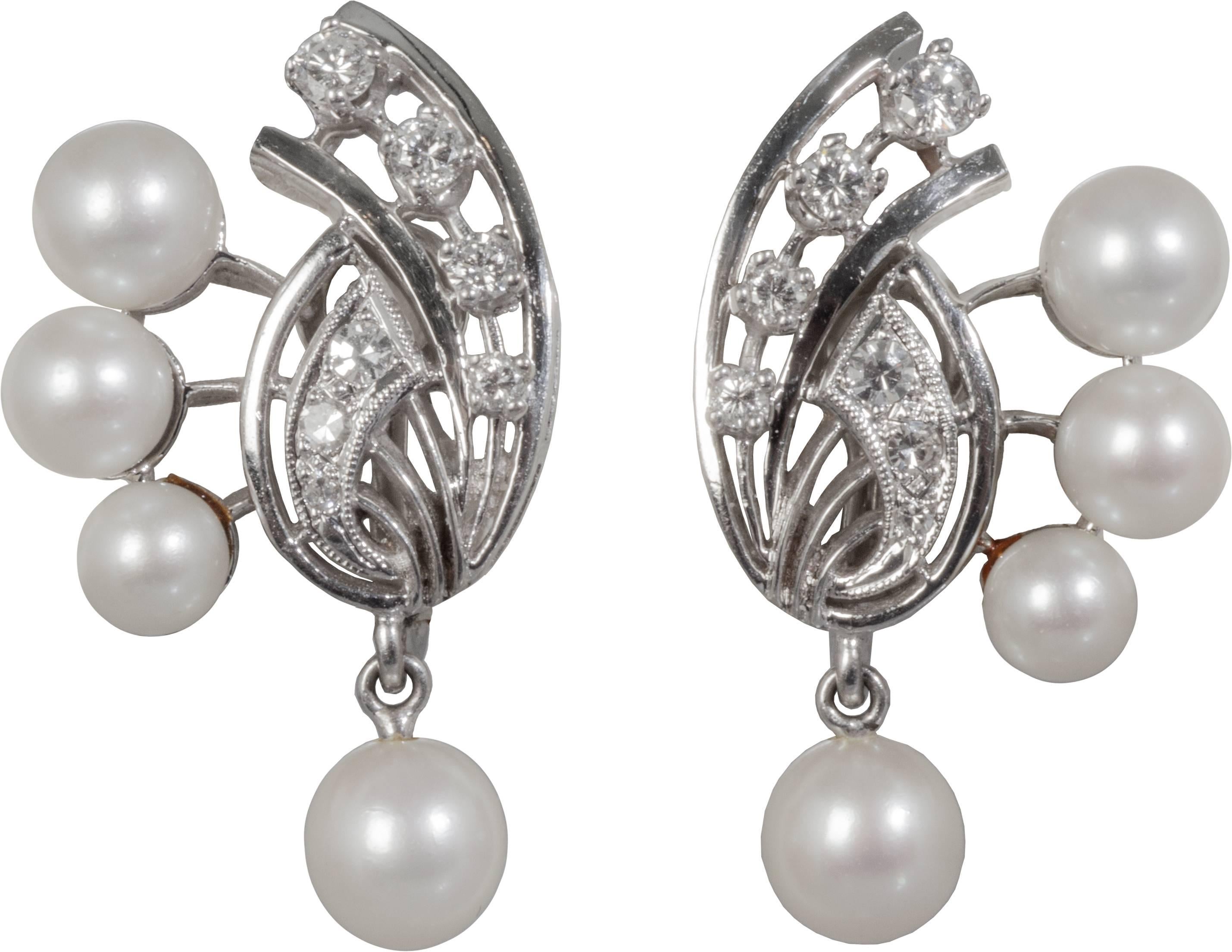 Women's Retro Pearl Diamond Gold Screw Back Earrings For Sale