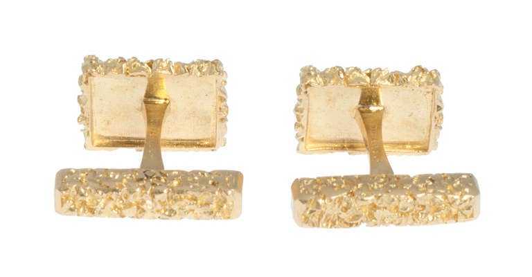 Tiffany Gold Nugget Cufflinks In Excellent Condition For Sale In Chicago, IL