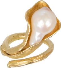 Large Unique Studio Gold and Pearl Ring