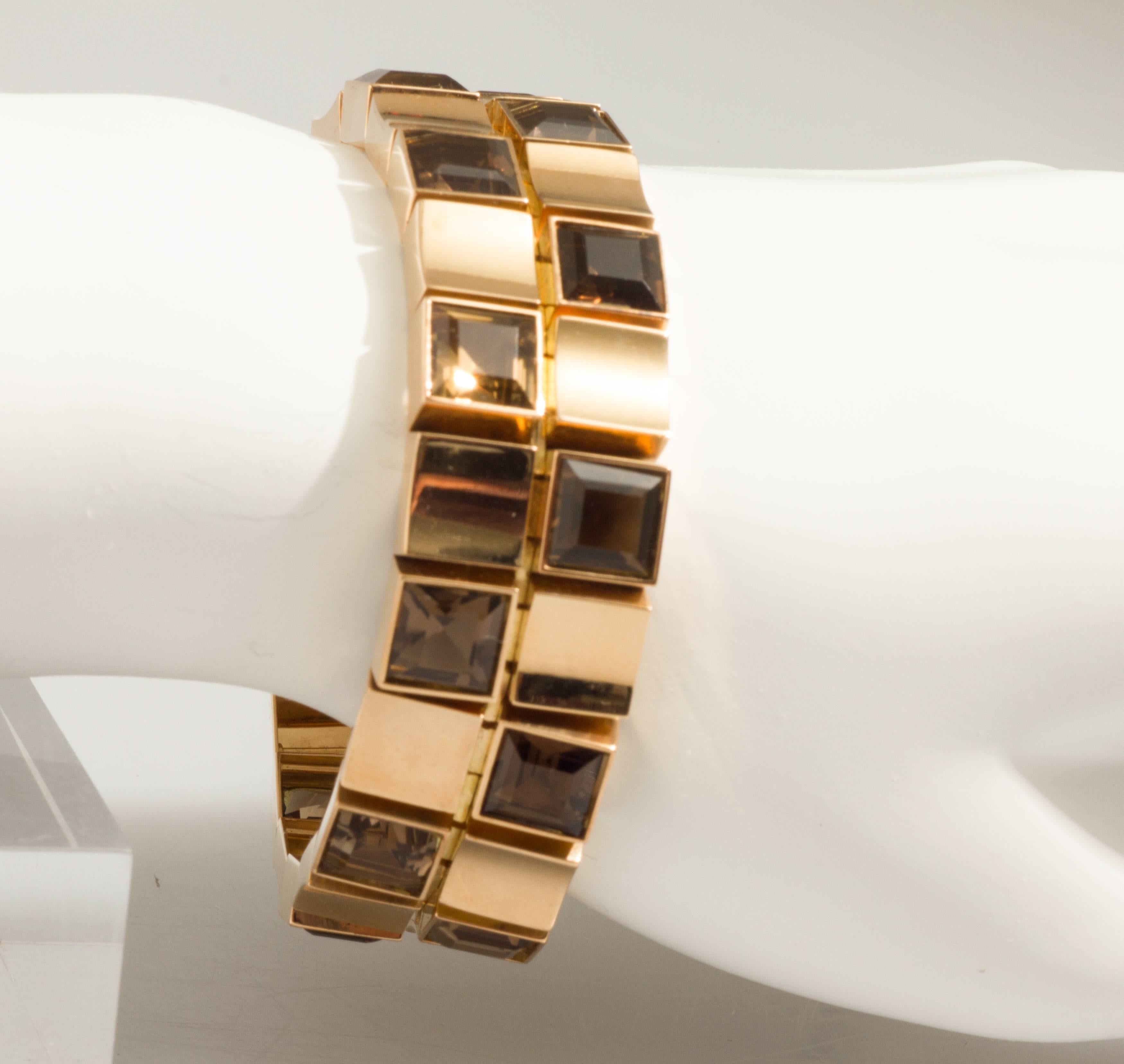 Smoky Quartz  Yellow Gold Bracelet In Excellent Condition For Sale In Chicago, IL