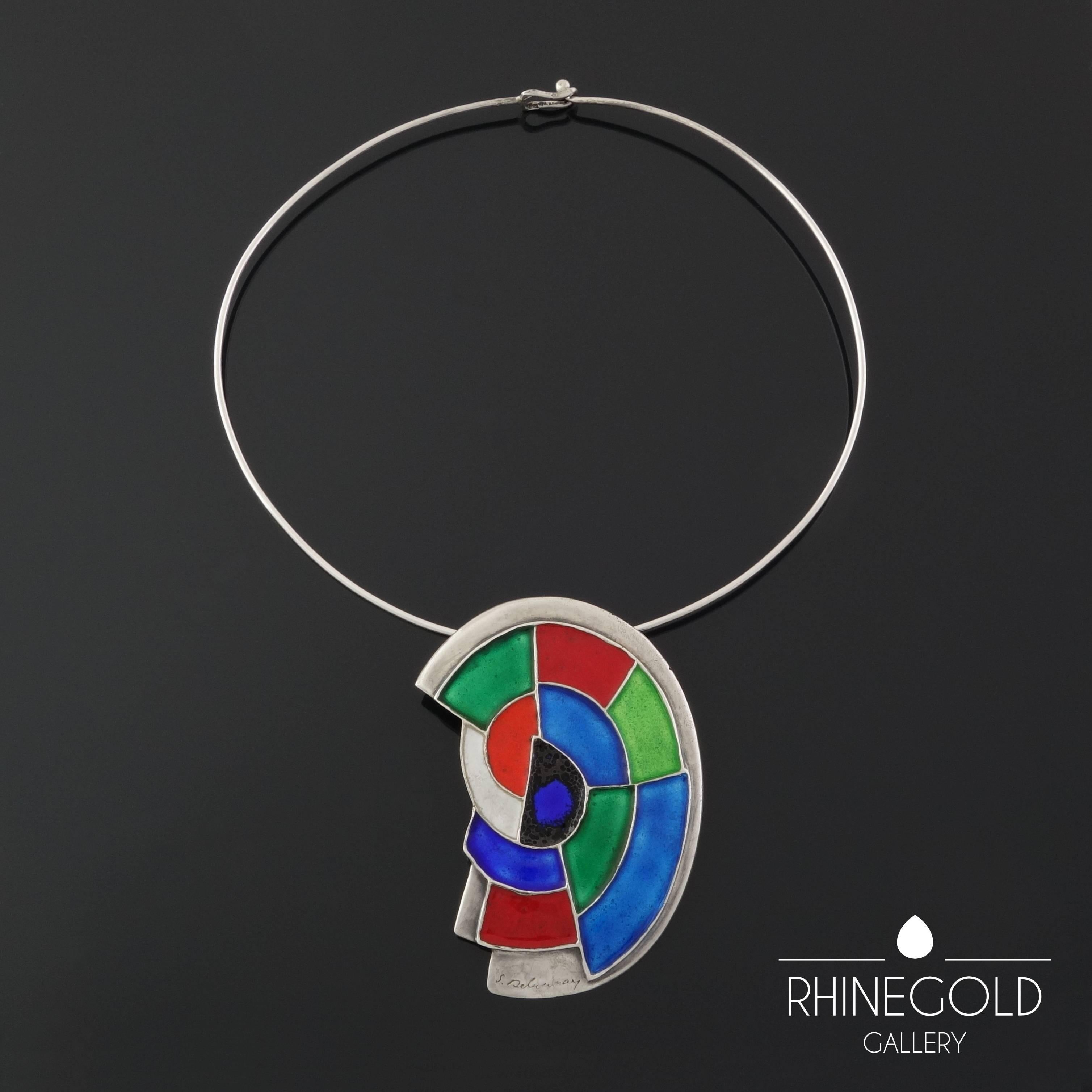 Authorized by Sonia Delaunay (1885 - 1979) in the last year of her life the pendant ‘Abstraction’ was edited by Artcurial, Paris, in a limited series of 350. 
The pendant is accompanied by its original box, its original certificate stating it to be