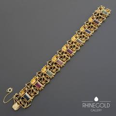 1960s Modernist Autumn Colored Garnet Gold Bracelet
