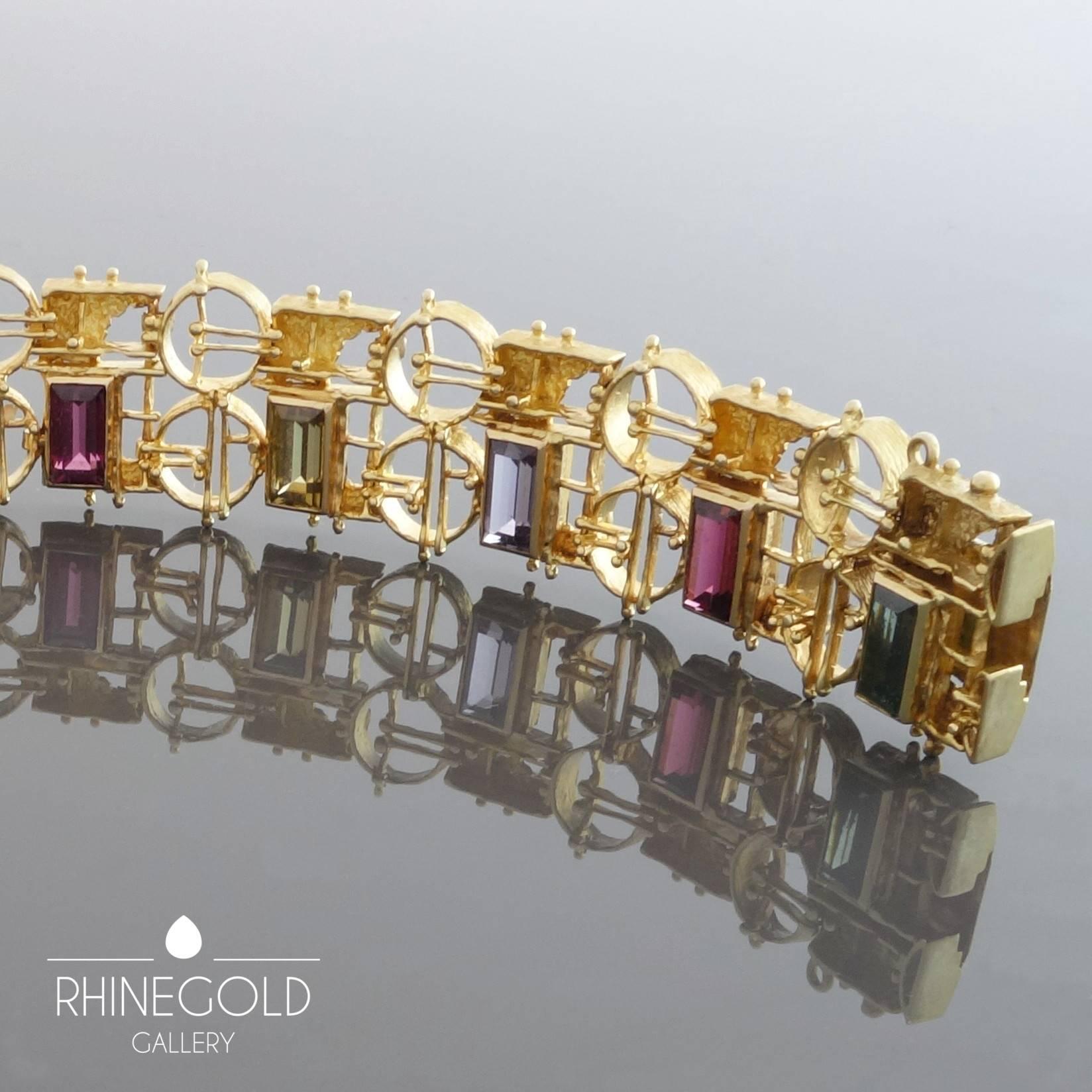1960s Modernist Autumn Colored Garnet Gold Bracelet For Sale 2