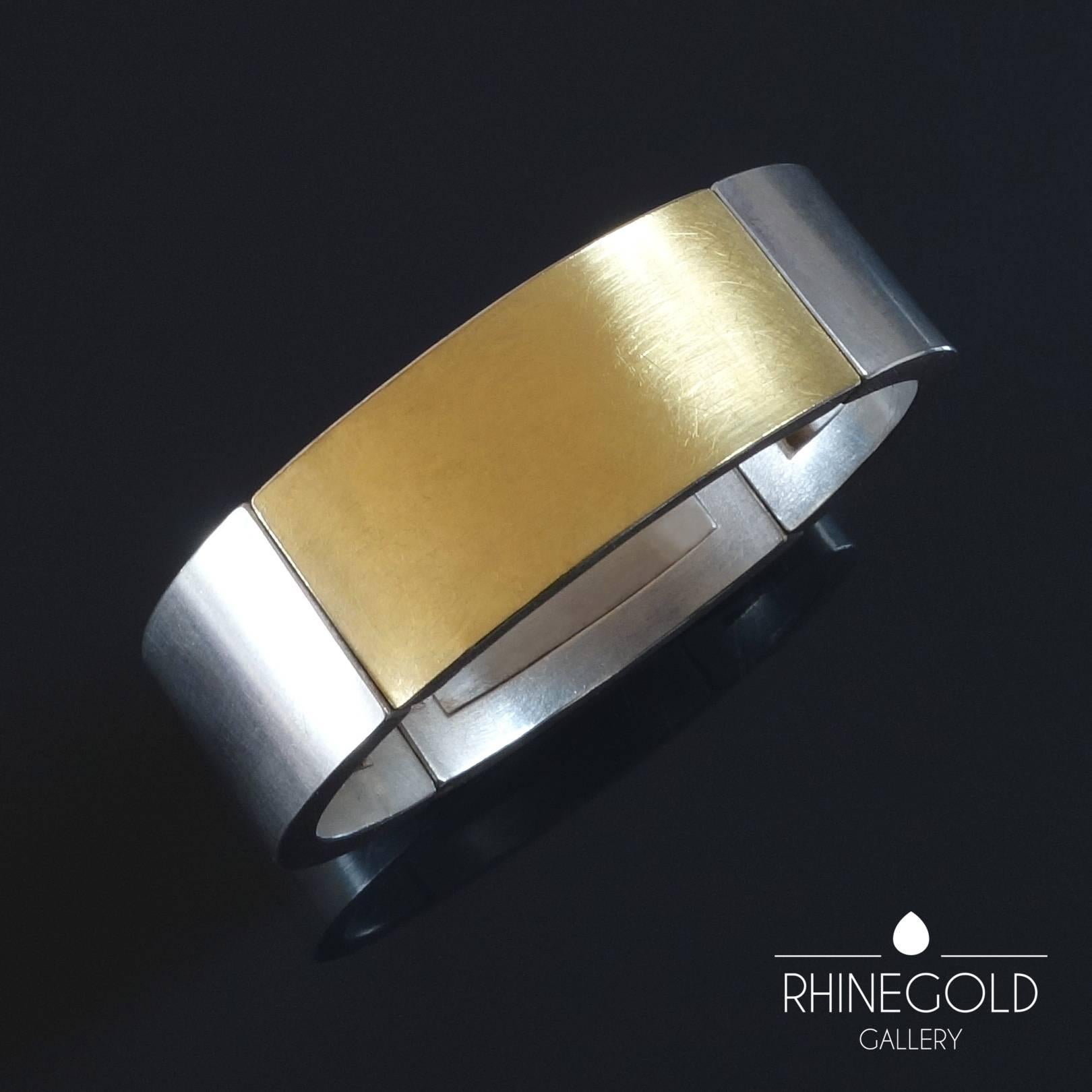 2000s Monika Killinger Modern Flexible Silver Gold Bangle Bracelet In Excellent Condition In Dusseldorf, NRW