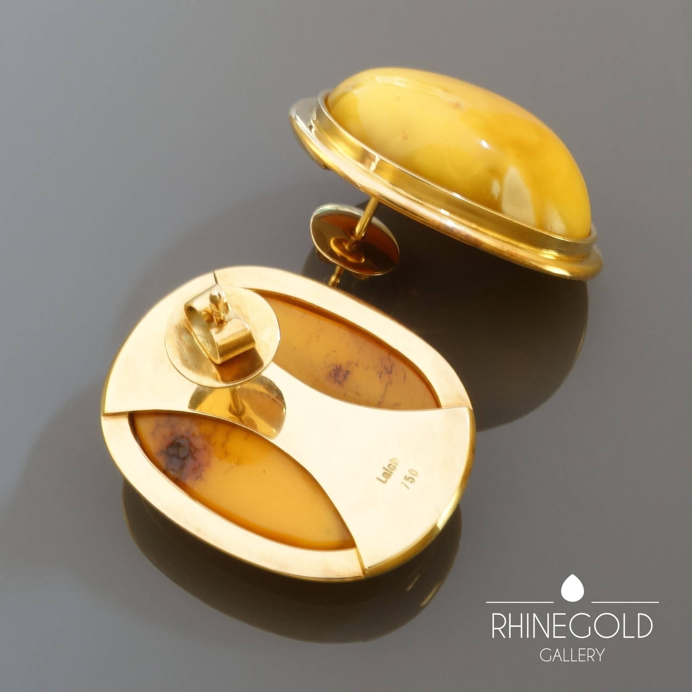 Helmut Laich a Pair of Large Modern Butterscotch Amber Gold Earrings In Excellent Condition For Sale In Dusseldorf, NRW