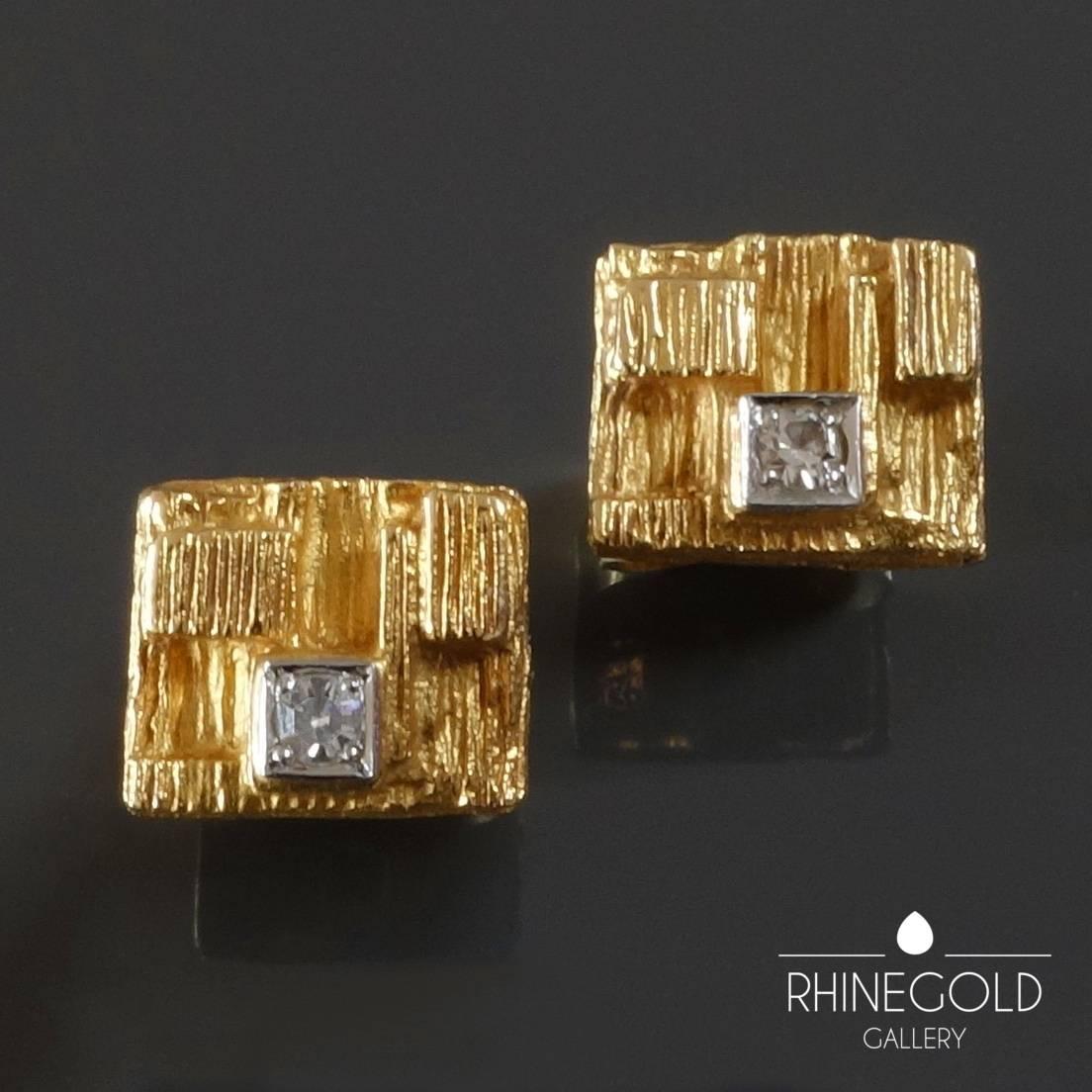 Bjorn Weckstrom for Lapponia Scandinavian Modernist Diamond Gold Earstuds In Excellent Condition For Sale In Dusseldorf, NRW