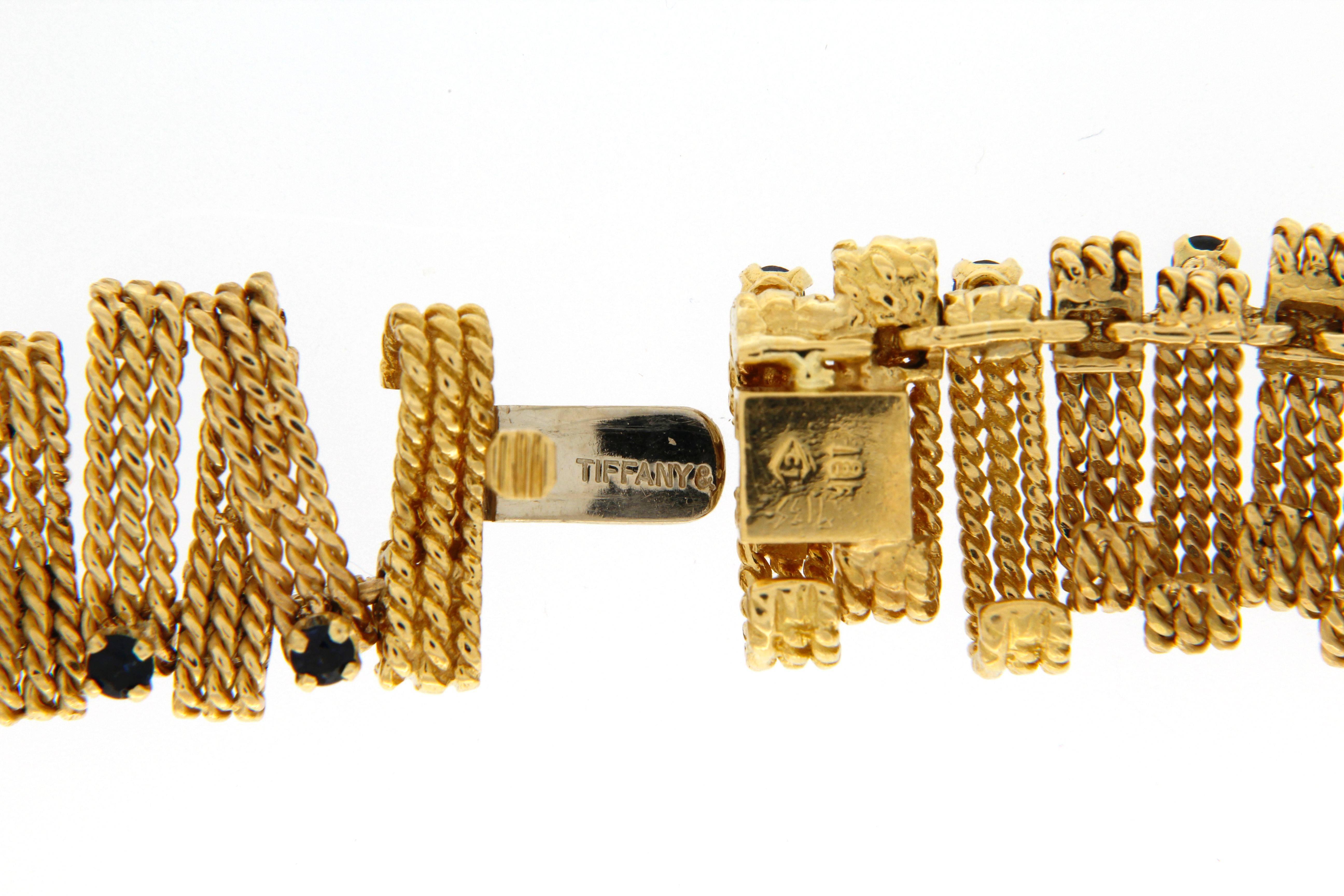 Women's 1980s Tiffany & Co. Sapphire Diamond Gold Necklace For Sale