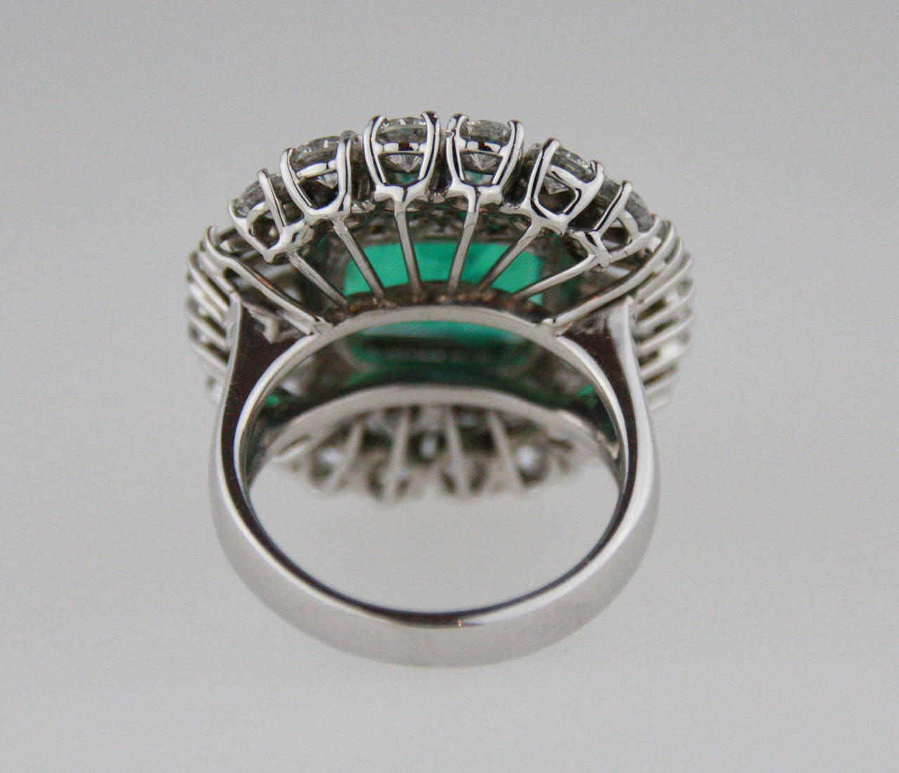 Women's 5.59 Carat Colombian Emerald Diamond Platinum Ring